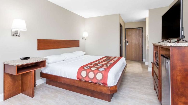 <b>Super 8 Owensboro Room</b>. Images powered by <a href="https://iceportal.shijigroup.com/" title="IcePortal" target="_blank">IcePortal</a>.