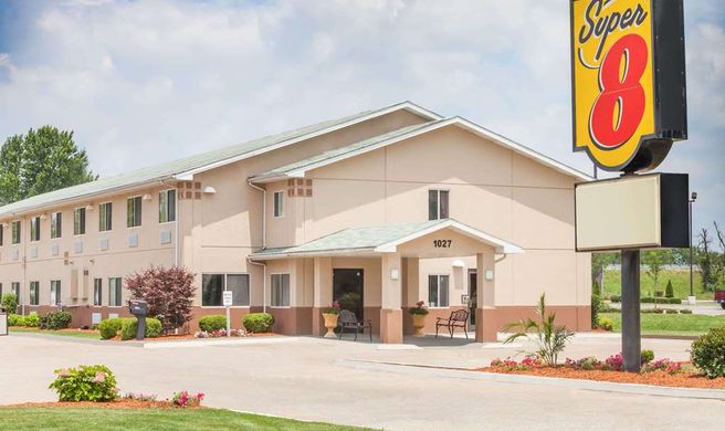 Super 8 Owensboro Exterior