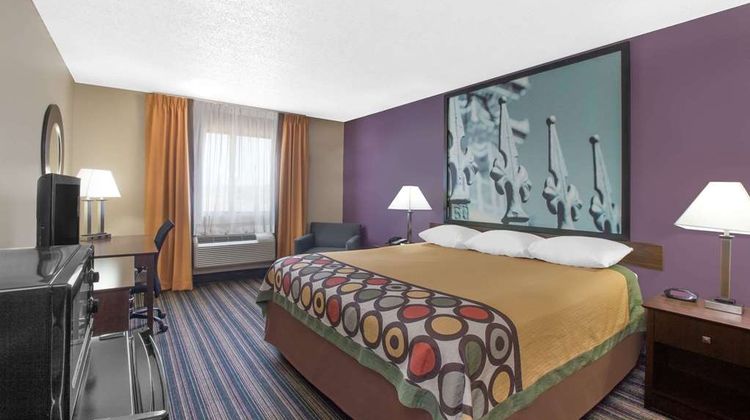 Super 8 Natchitoches Room