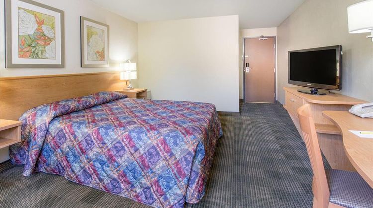 Super 8 Lacey Olympia Area Room