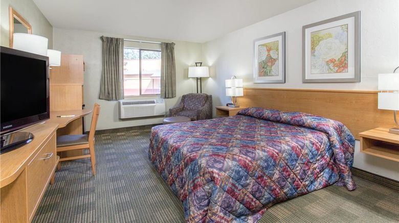 <b>Super 8 Lacey Olympia Area Room</b>. Images powered by <a href="https://iceportal.shijigroup.com/" title="IcePortal" target="_blank">IcePortal</a>.