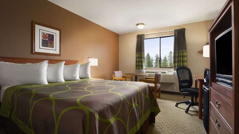 <b>Super 8 Port Angeles Room</b>. Images powered by <a href="https://iceportal.shijigroup.com/" title="IcePortal" target="_blank">IcePortal</a>.