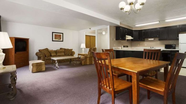 <b>Super 8 Port Angeles Suite</b>. Images powered by <a href="https://iceportal.shijigroup.com/" title="IcePortal" target="_blank">IcePortal</a>.