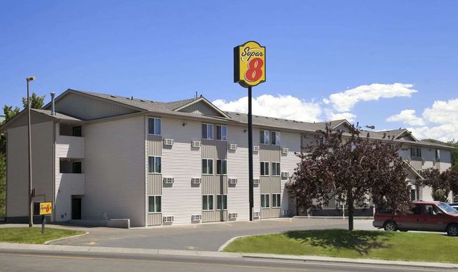 Super 8 Pocatello Exterior