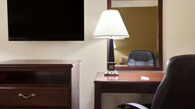 <b>Travelodge La Porte/Michigan City Area Room</b>. Images powered by <a href="https://iceportal.shijigroup.com/" title="IcePortal" target="_blank">IcePortal</a>.