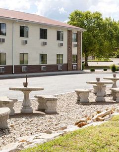Super 8 Radcliff Ft. Knox Area