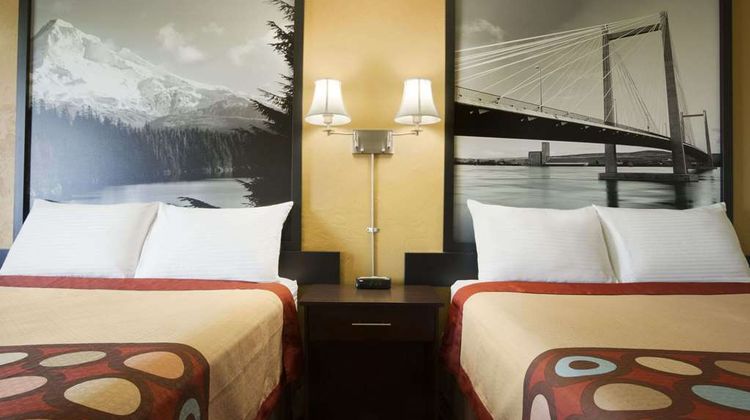 Super 8 Kennewick Room