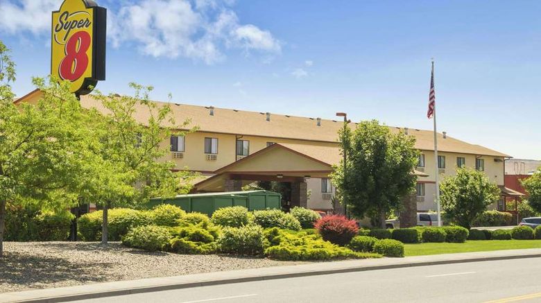 Super 8 Kennewick Exterior. Images powered by <a href="https://iceportal.shijigroup.com" target="_blank" rel="noopener">Ice Portal</a>.