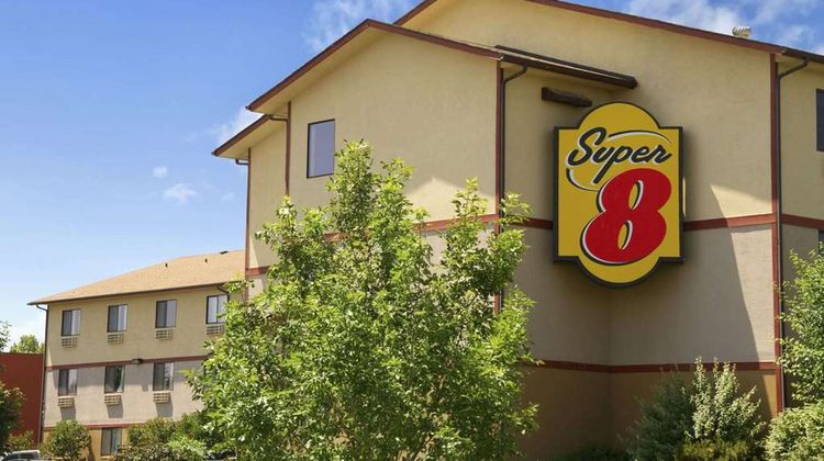 Super 8 Kennewick Exterior
