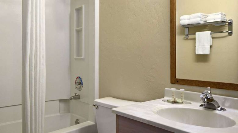 <b>Super 8 Kennewick Room</b>. Images powered by <a href="https://iceportal.shijigroup.com/" title="IcePortal" target="_blank">IcePortal</a>.