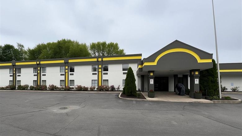 <b>Super 8 Logansport Exterior</b>. Images powered by <a href="https://iceportal.shijigroup.com/" title="IcePortal" target="_blank">IcePortal</a>.