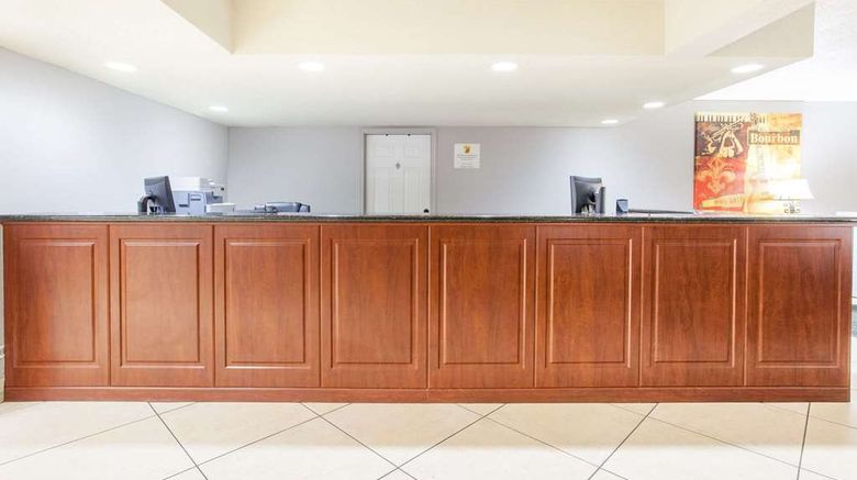 <b>Super 8 Monroe West Lobby</b>. Images powered by <a href="https://iceportal.shijigroup.com/" title="IcePortal" target="_blank">IcePortal</a>.