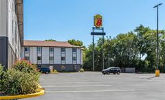 Super 8 Terre Haute