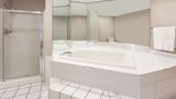 Super 8 Plymouth Suite