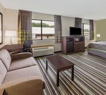 Super 8 Plymouth Room