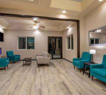 Super 8 Gillette Lobby