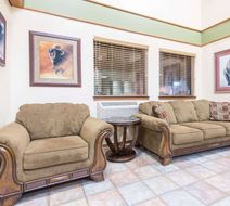 Super 8 Buffalo Lobby