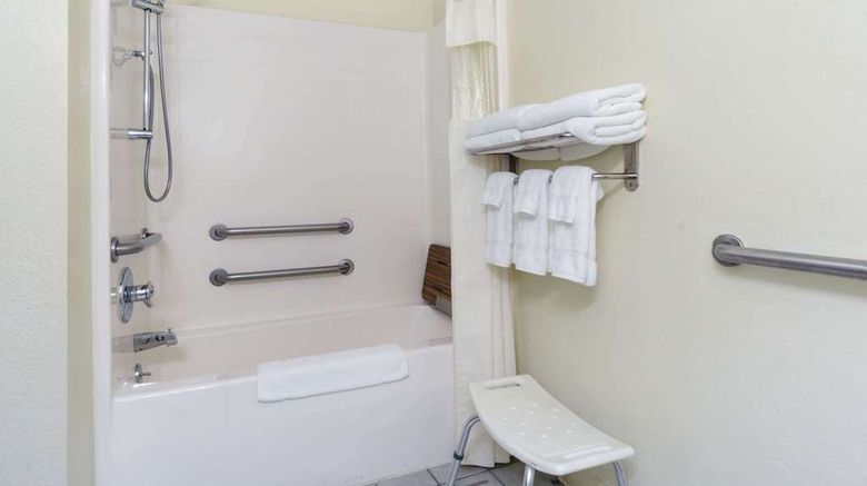 <b>Baymont Inn & Suites Huber Heights Room</b>. Images powered by <a href="https://iceportal.shijigroup.com/" title="IcePortal" target="_blank">IcePortal</a>.