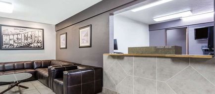 Super 8 Bremerton Lobby