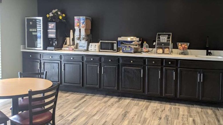 <b>Super 8 Shelbyville Other</b>. Images powered by <a href="https://iceportal.shijigroup.com/" title="IcePortal" target="_blank">IcePortal</a>.