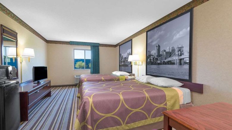<b>Super 8 Wapakoneta Room</b>. Images powered by <a href="https://iceportal.shijigroup.com/" title="IcePortal" target="_blank">IcePortal</a>.