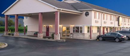 Super 8 Wapakoneta Exterior