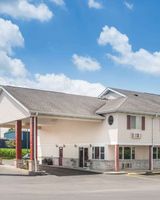 Super 8 Wapakoneta