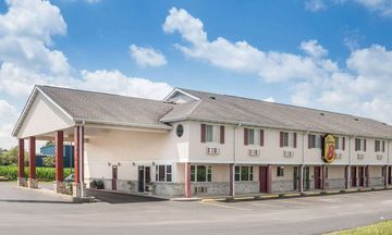 Super 8 Wapakoneta