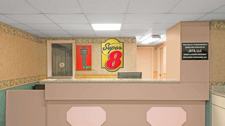 <b>Super 8 Wapakoneta Lobby</b>. Images powered by <a href="https://iceportal.shijigroup.com/" title="IcePortal" target="_blank">IcePortal</a>.