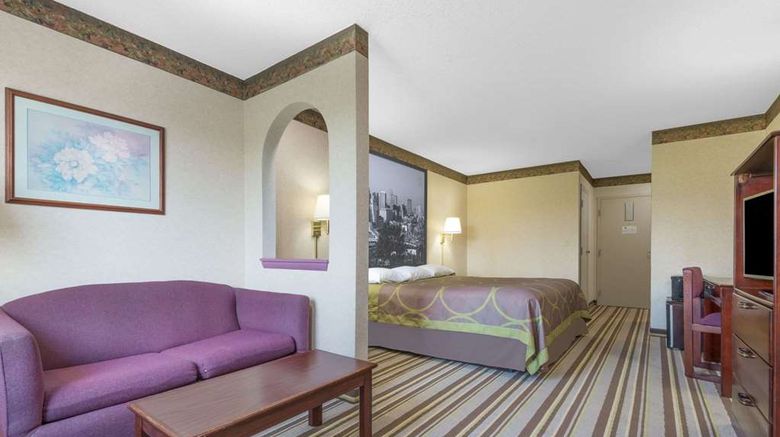 <b>Super 8 Wapakoneta Room</b>. Images powered by <a href="https://iceportal.shijigroup.com/" title="IcePortal" target="_blank">IcePortal</a>.