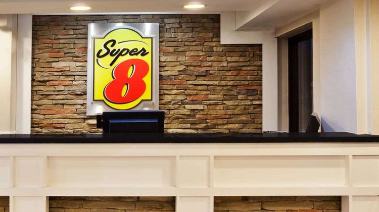 Super 8 Ringgold Lobby