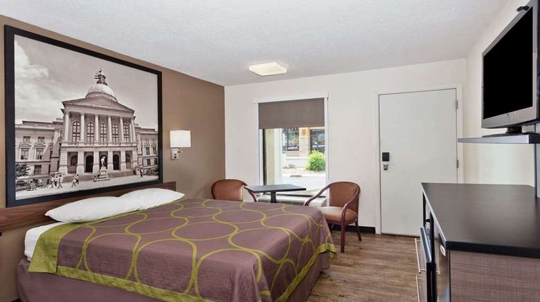 <b>Super 8 Ringgold Room</b>. Images powered by <a href="https://iceportal.shijigroup.com/" title="IcePortal" target="_blank">IcePortal</a>.