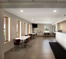 Super 8 Tuscola Lobby