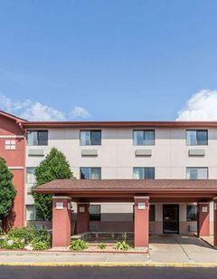 Super 8 St. Charles