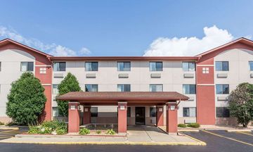 Super 8 St. Charles