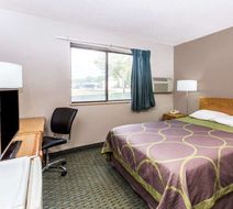 Super 8 St. Charles Room