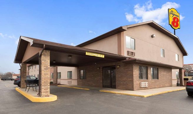 Super 8 Rantoul Exterior