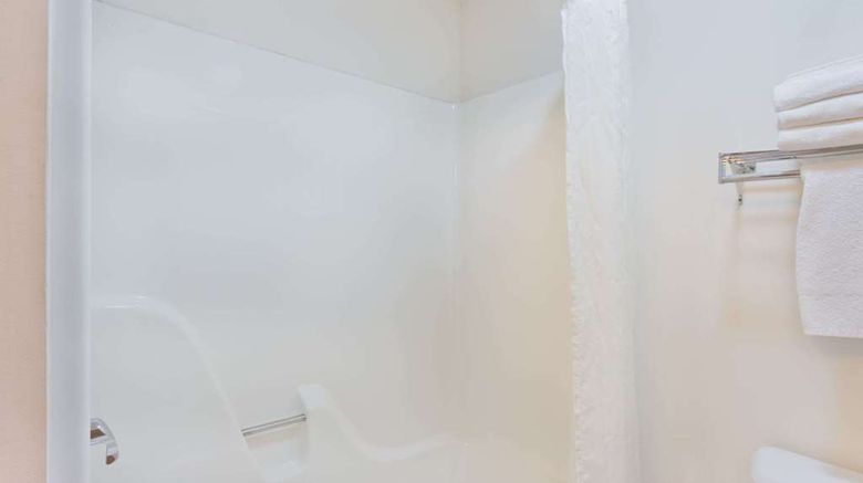 <b>Super 8 Rochelle Room</b>. Images powered by <a href="https://iceportal.shijigroup.com/" title="IcePortal" target="_blank">IcePortal</a>.