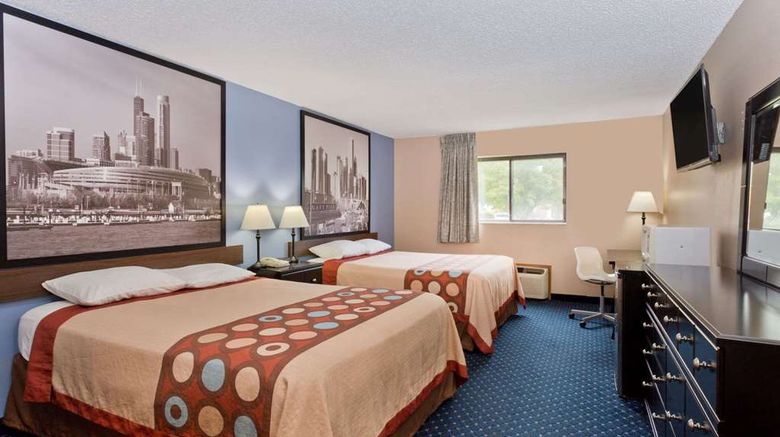 <b>Super 8 Rockford Room</b>. Images powered by <a href="https://iceportal.shijigroup.com/" title="IcePortal" target="_blank">IcePortal</a>.