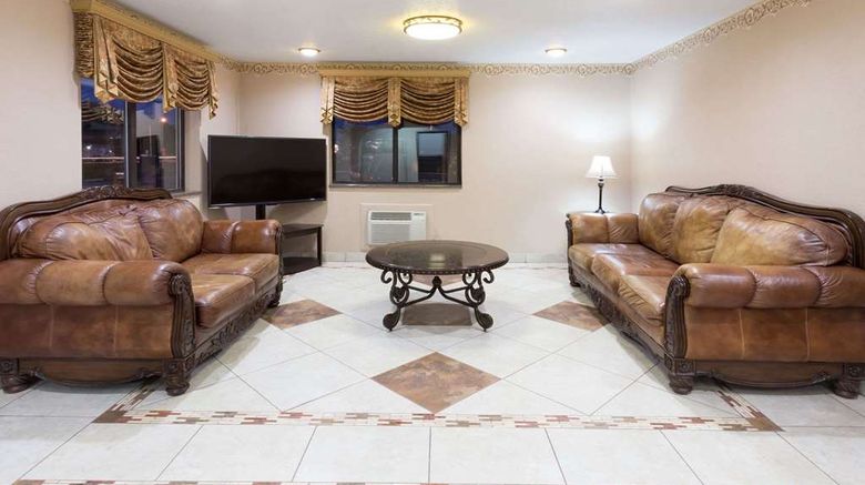 <b>Super 8 Rock Falls Sterling Area Lobby</b>. Images powered by <a href="https://iceportal.shijigroup.com/" title="IcePortal" target="_blank">IcePortal</a>.