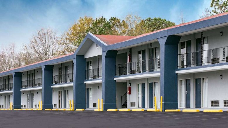 <b>Super 8 Locust Grove Exterior</b>. Images powered by <a href="https://iceportal.shijigroup.com/" title="IcePortal" target="_blank">IcePortal</a>.