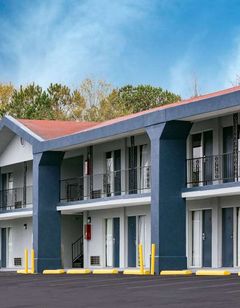 Super 8 Locust Grove