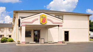 Super 8 Somerset