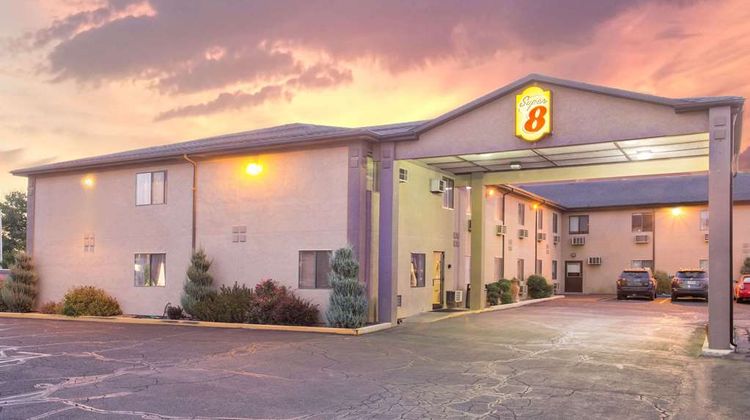 Super 8 Elko Exterior