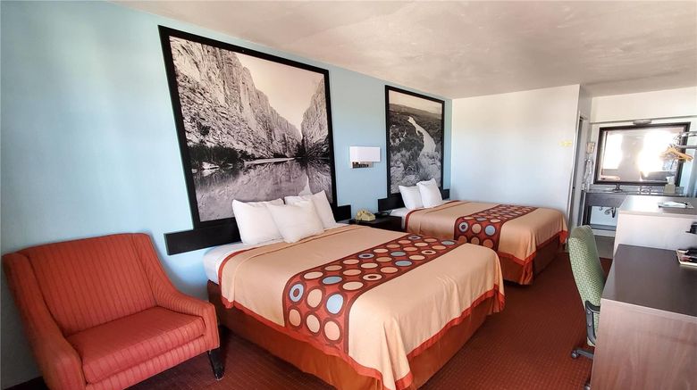 <b>Super 8 Van Horn Room</b>. Images powered by <a href="https://iceportal.shijigroup.com/" title="IcePortal" target="_blank">IcePortal</a>.