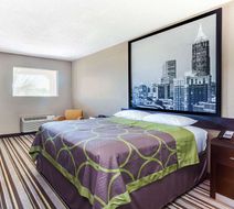 Super 8 Stockbridge Room
