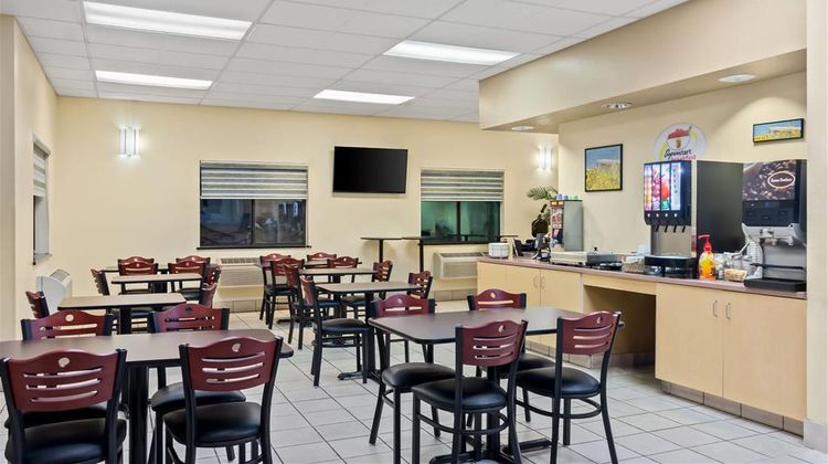 Super 8 Santa Rosa Restaurant