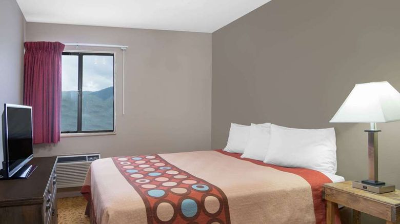 <b>Super 8 Taos Room</b>. Images powered by <a href="https://iceportal.shijigroup.com/" title="IcePortal" target="_blank">IcePortal</a>.