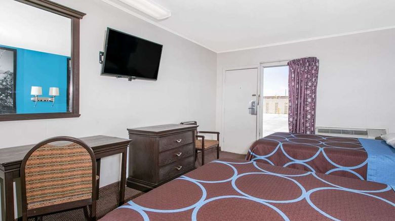 <b>Super 8 Lubbock Civic Center North Room</b>. Images powered by <a href="https://iceportal.shijigroup.com/" title="IcePortal" target="_blank">IcePortal</a>.