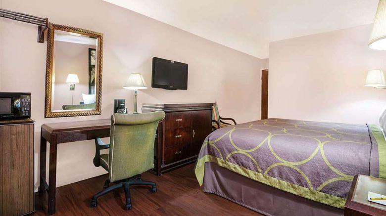 <b>Super 8 San Antonio I-35 North Room</b>. Images powered by <a href="https://iceportal.shijigroup.com/" title="IcePortal" target="_blank">IcePortal</a>.